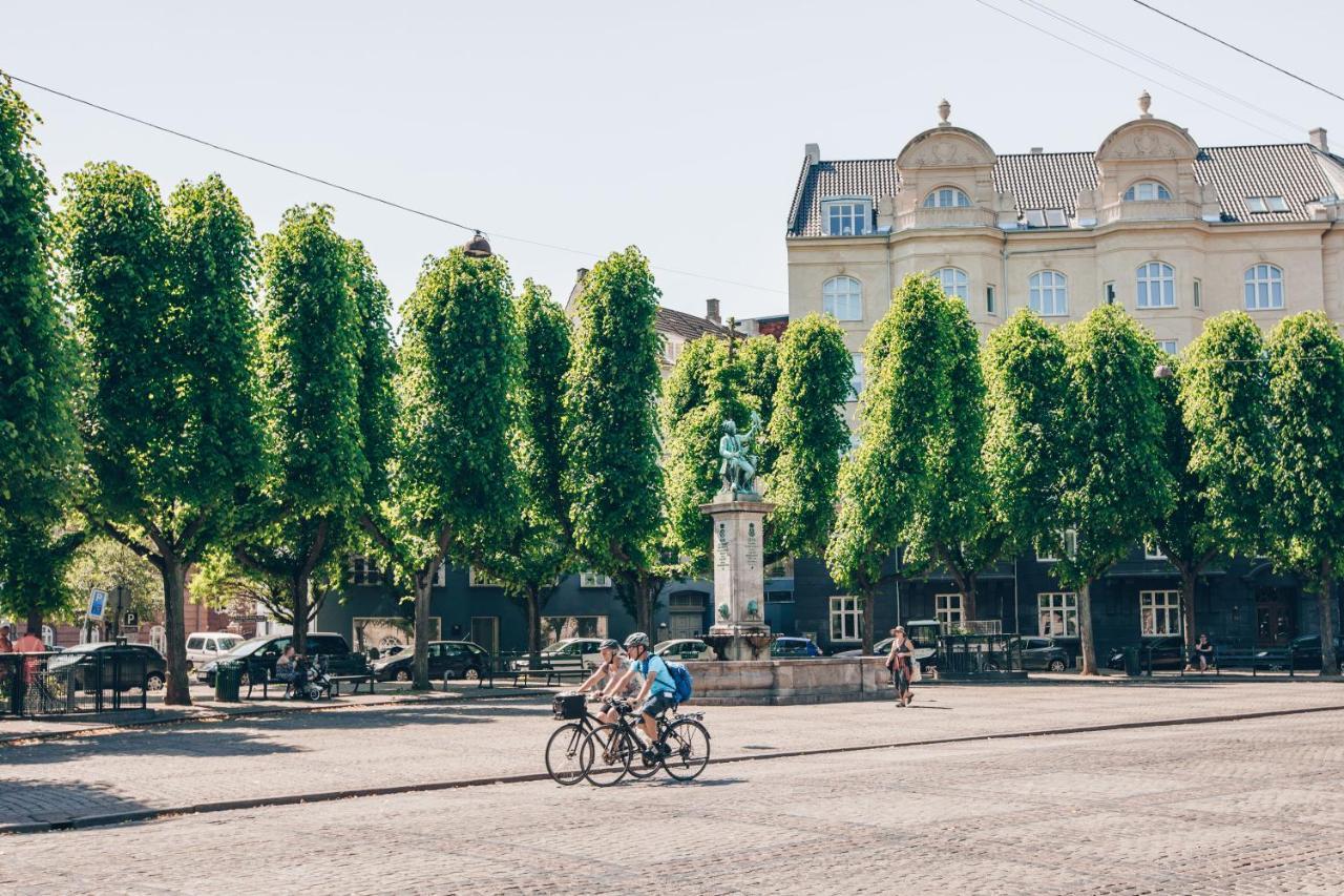 Apartment Bright 2-bedroom In Sophisticated Frederiksberg