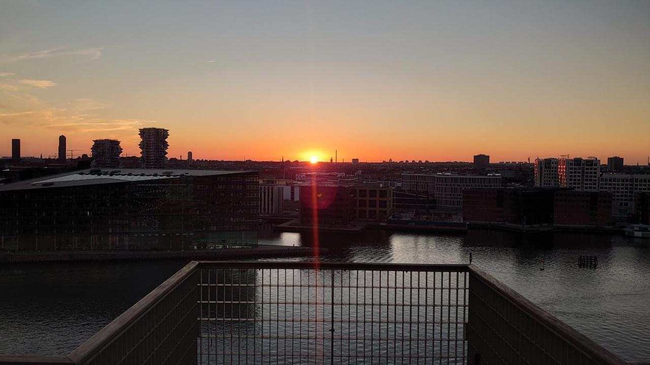 Exclusive Waterfront - 12th Floor Apartment Copenhagen
