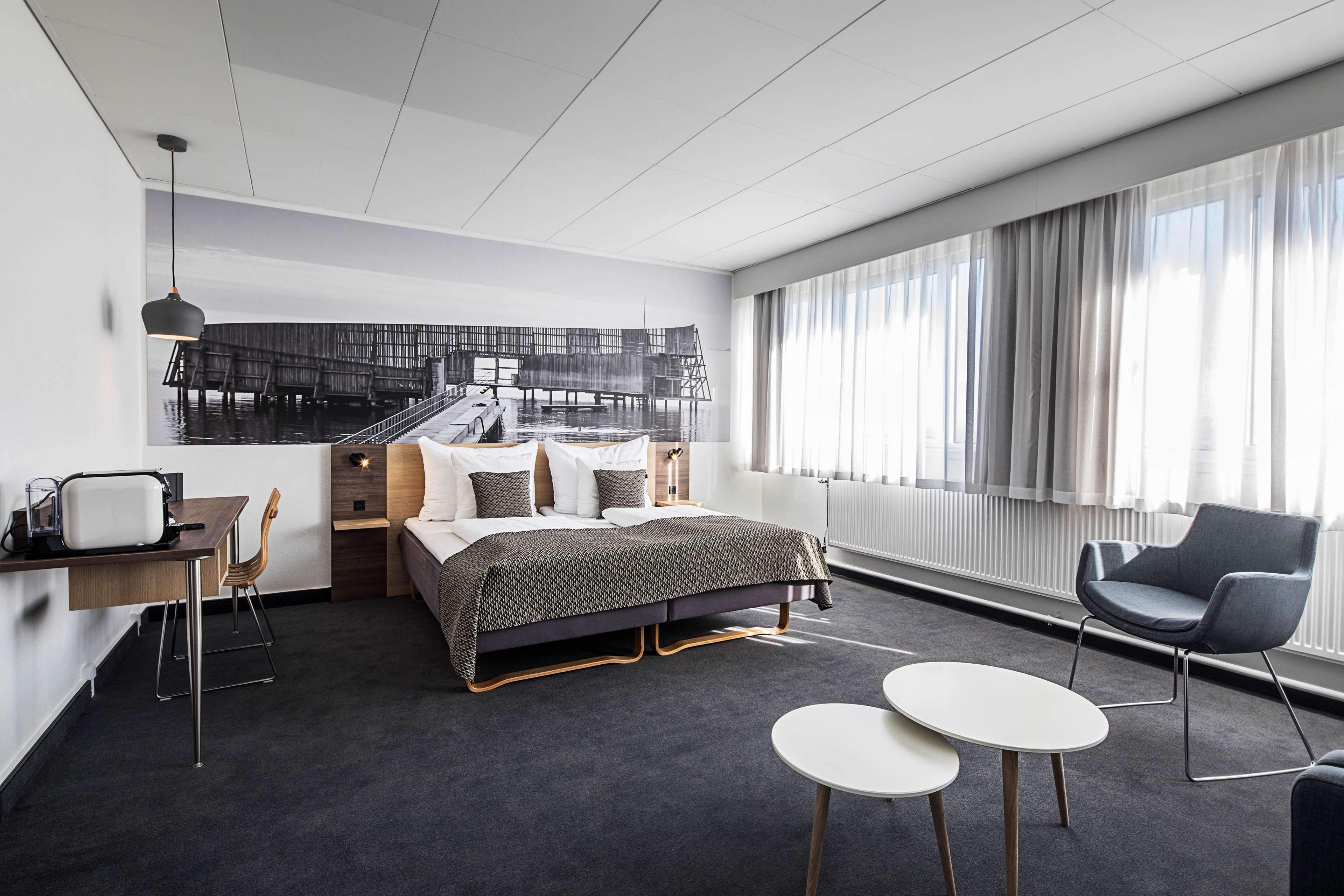 Western Airport Hotel 3*