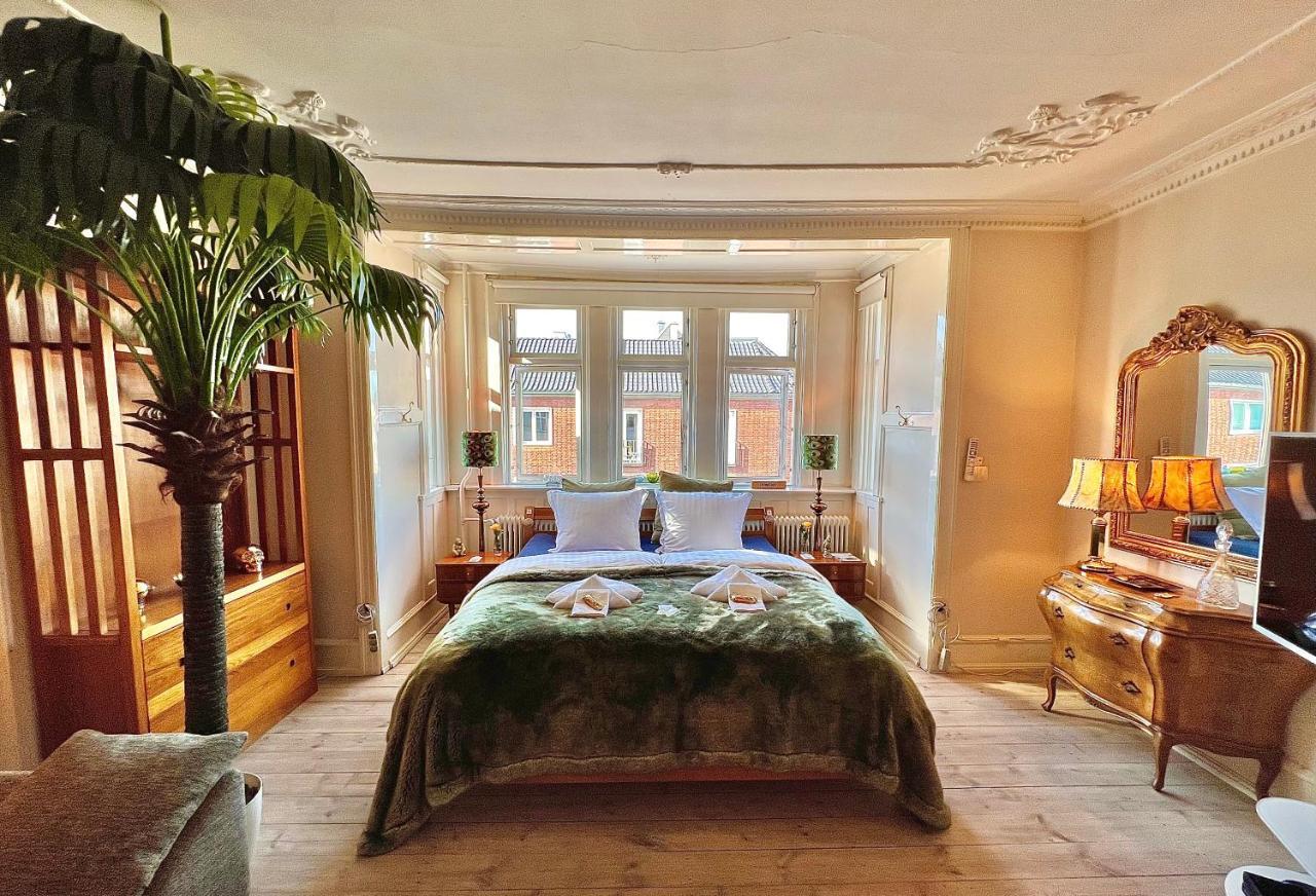Four Individual Beautiful Spacious In Stylish *