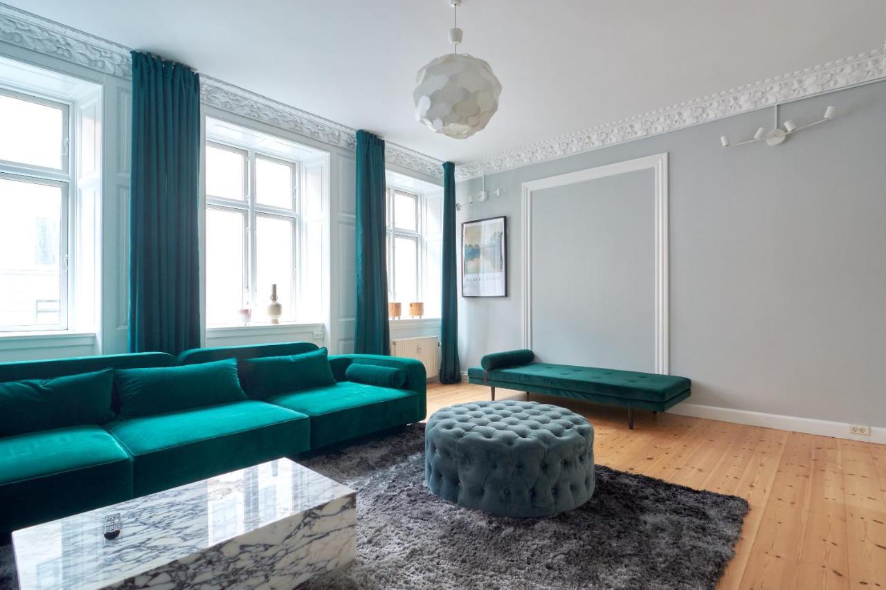 Apartment Large Modern Flats By Meat Packing District In