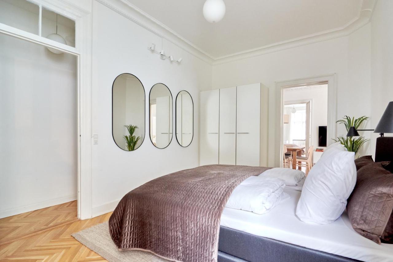 Apartment Large & Modern Flats In Family Friendly Neighbourhood *