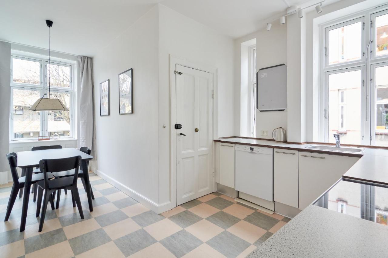 Large & Modern Flats In Family Friendly Neighbourhood * Copenhagen