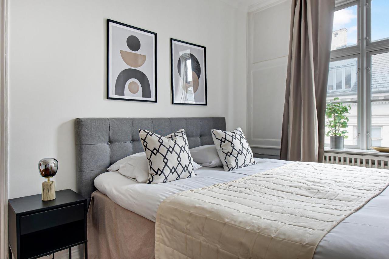Sanders Square - Spacious Six-bedroom Near Amalienborg Appartamento Copenaghen