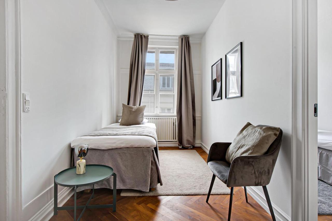 Sanders Square - Spacious Six-bedroom Near Amalienborg