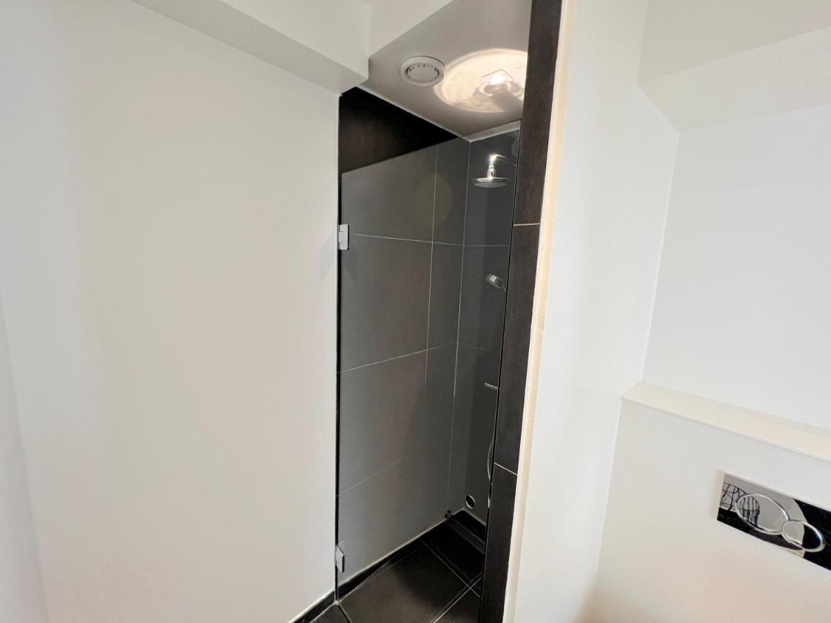 Apartamento Amazing Near Tivoli Gardens & Hall Square