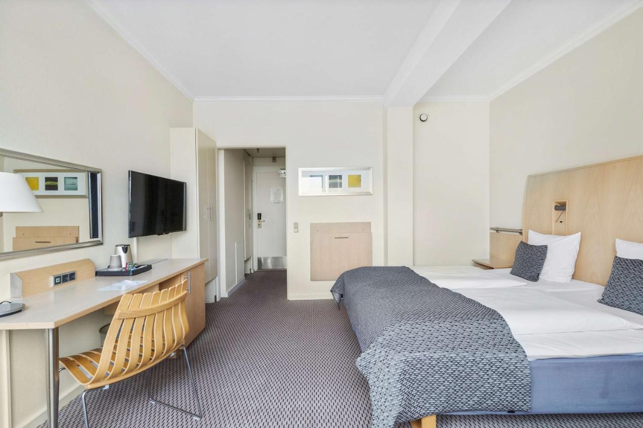 Western Airport Hotel