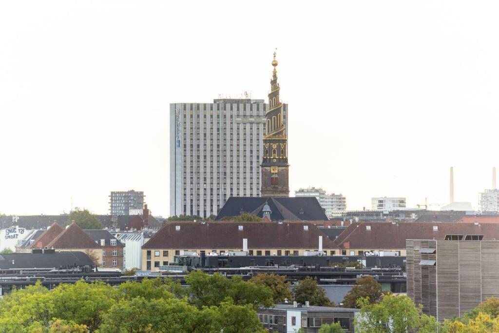 Penthouse - Amazing Views & Hygge Apartment
