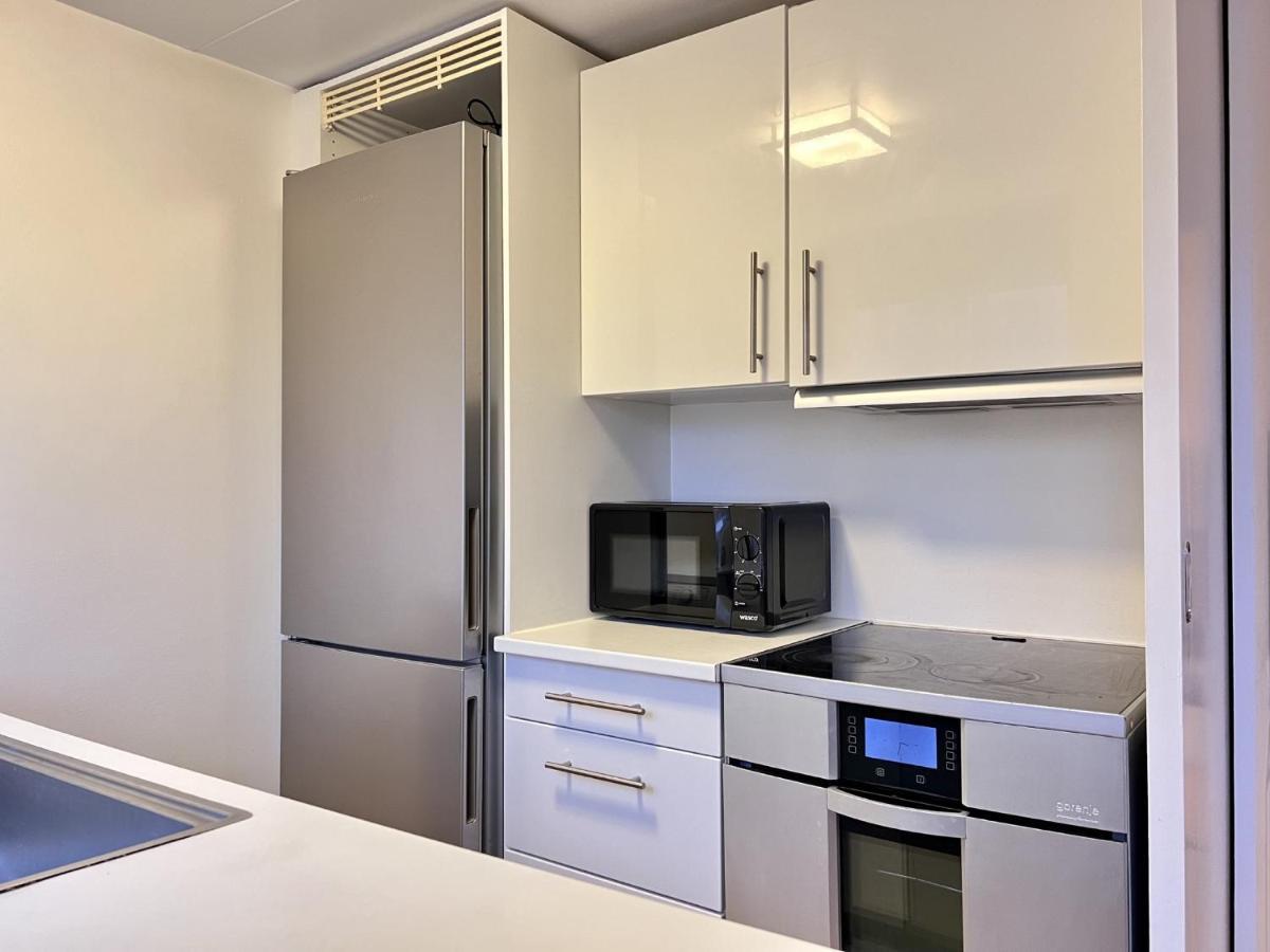 Apartment Two Bedroom In Copenhagen, Amagerbrogade 93, Copenhagen