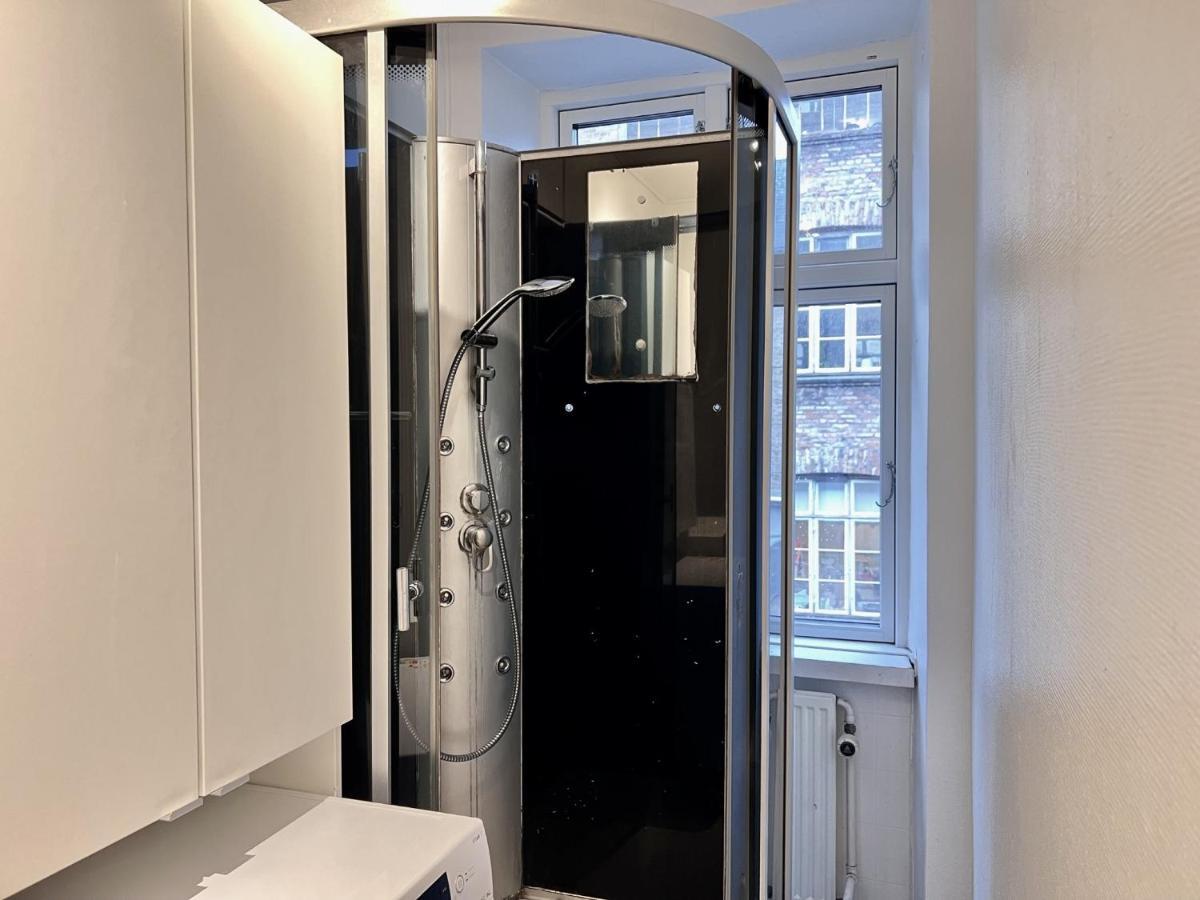 Two Bedroom In Copenhagen, Rantzausgade 32,
