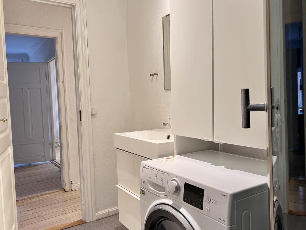 Two Bedroom In Copenhagen, Rantzausgade 32,