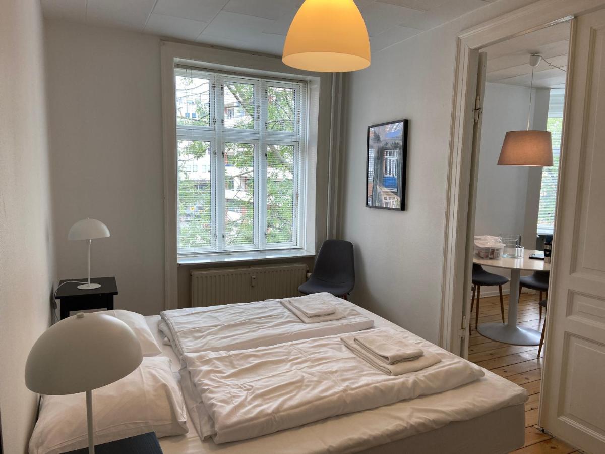 Apartment Bright 2-bedroom In Elegant Osterbro