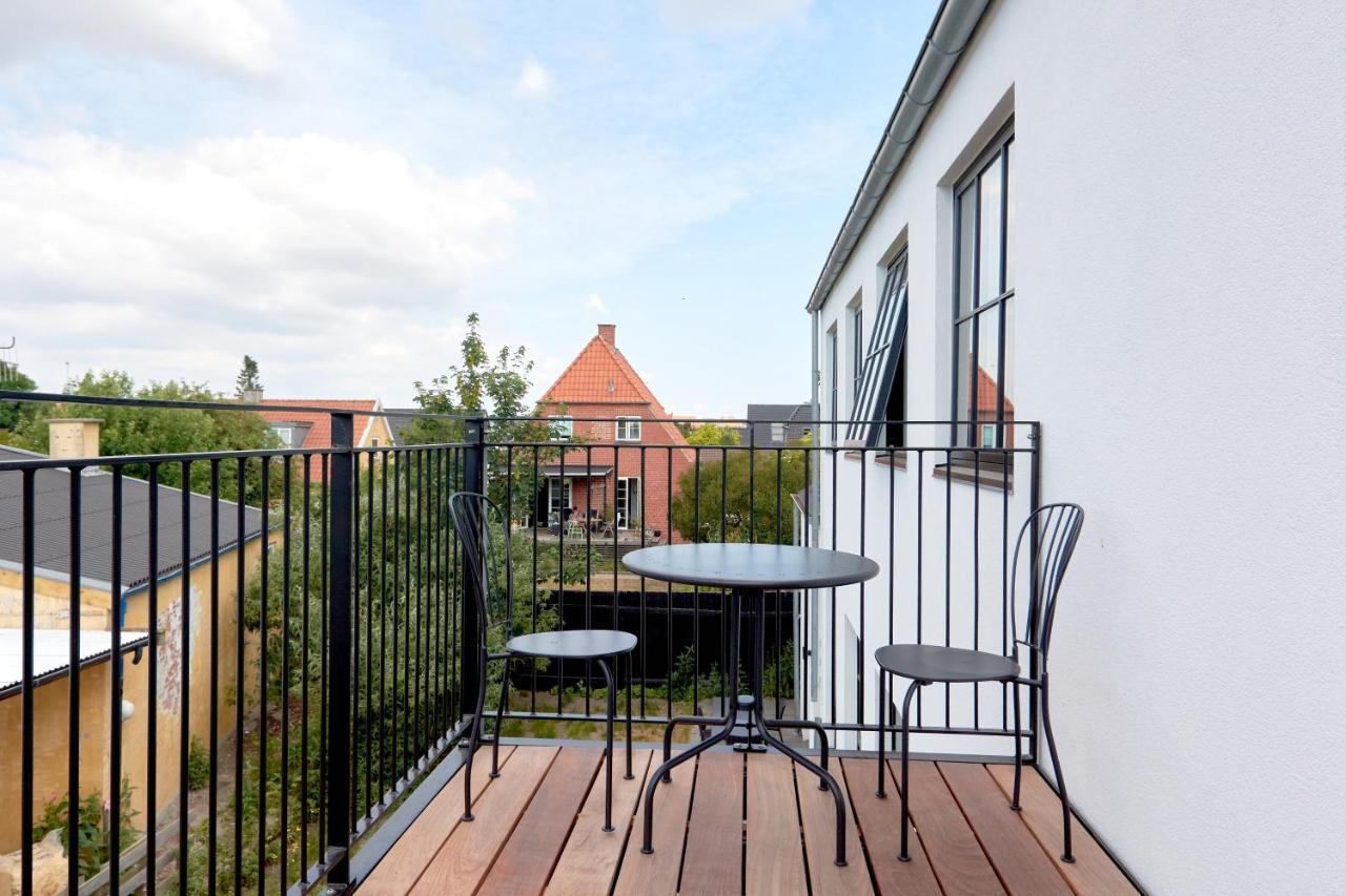 Cozy And Bright With Private Car Park