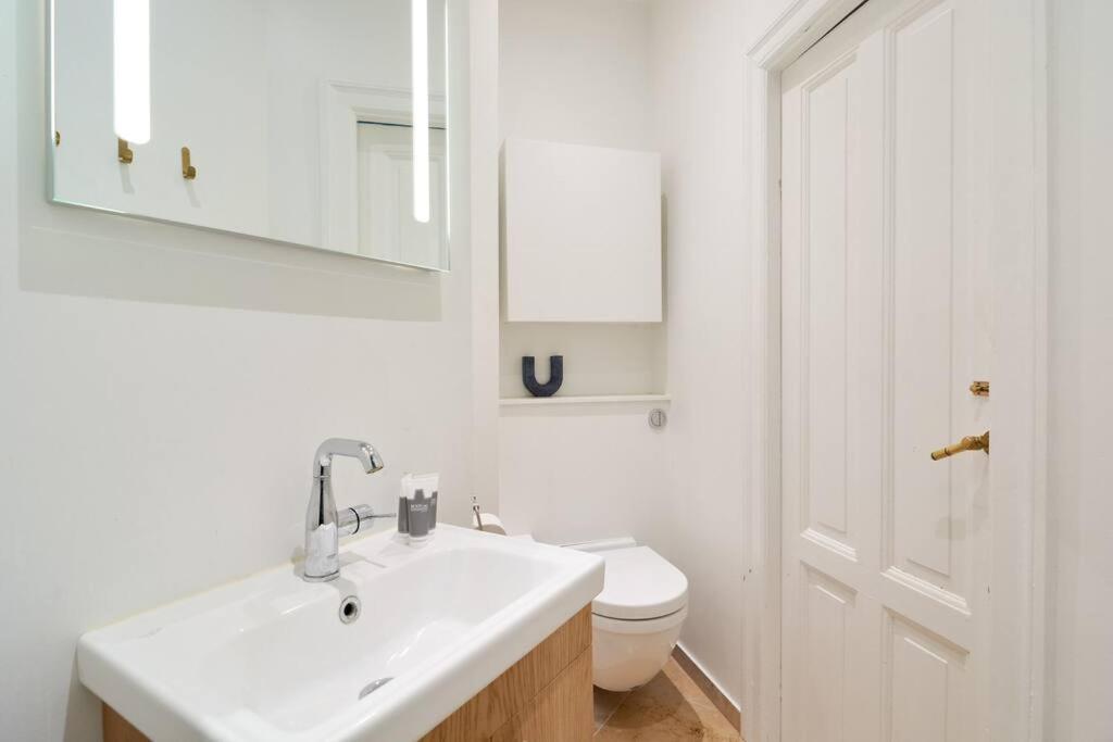 Apartment Spacious 3 Bedroom Manor Flat Next To Tivoli *