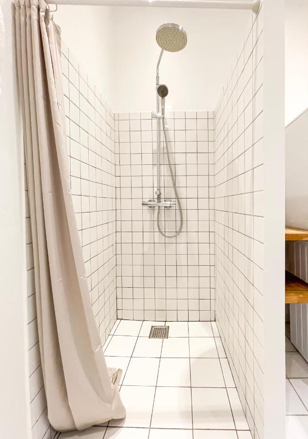Beautiful One-bedroom Flat In Cph Apartamento