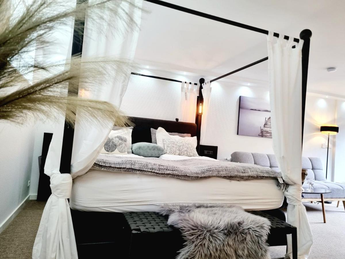 Apartamento Neptun Studio-apartment With Terrace. *