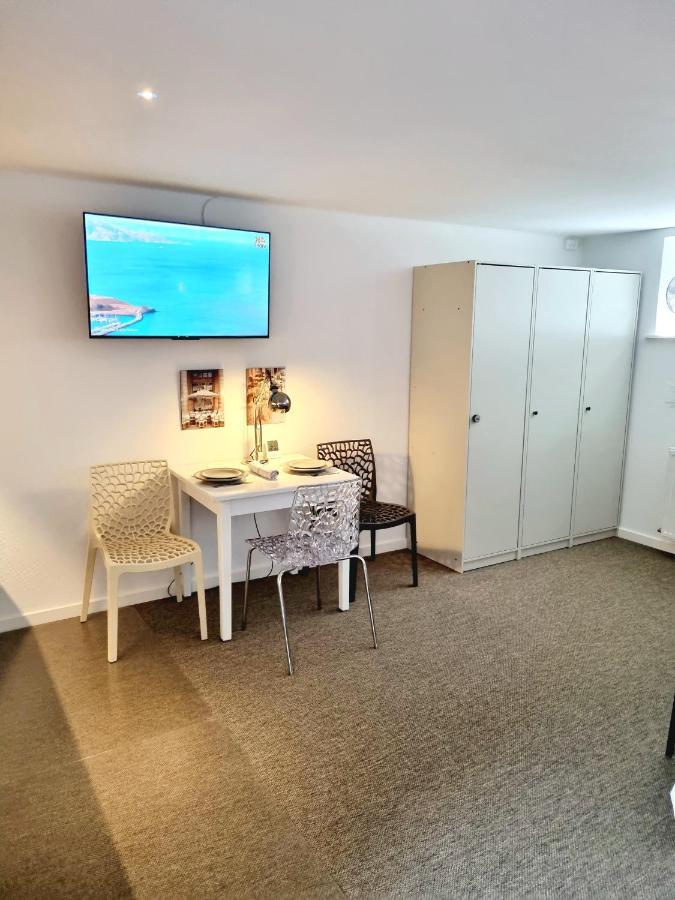 Apartamento Neptun Studio-apartment With Terrace. Copenhaga