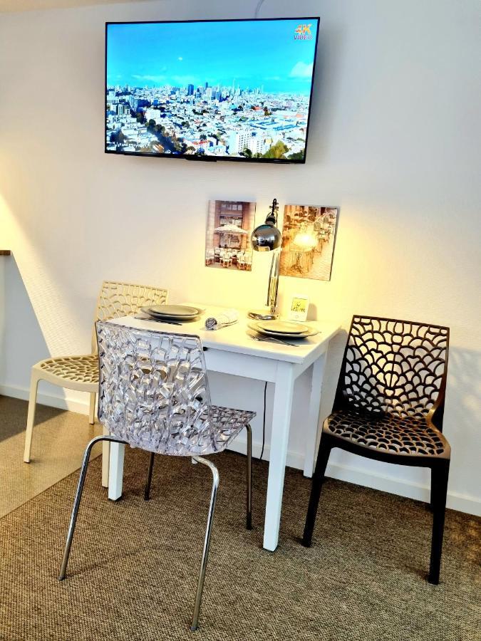 Neptun Studio-apartment With Terrace. *
