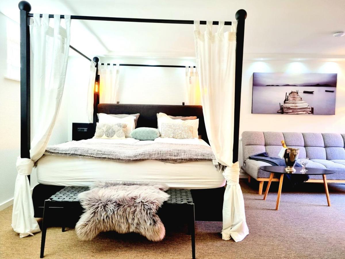 Neptun Studio-apartment With Terrace.