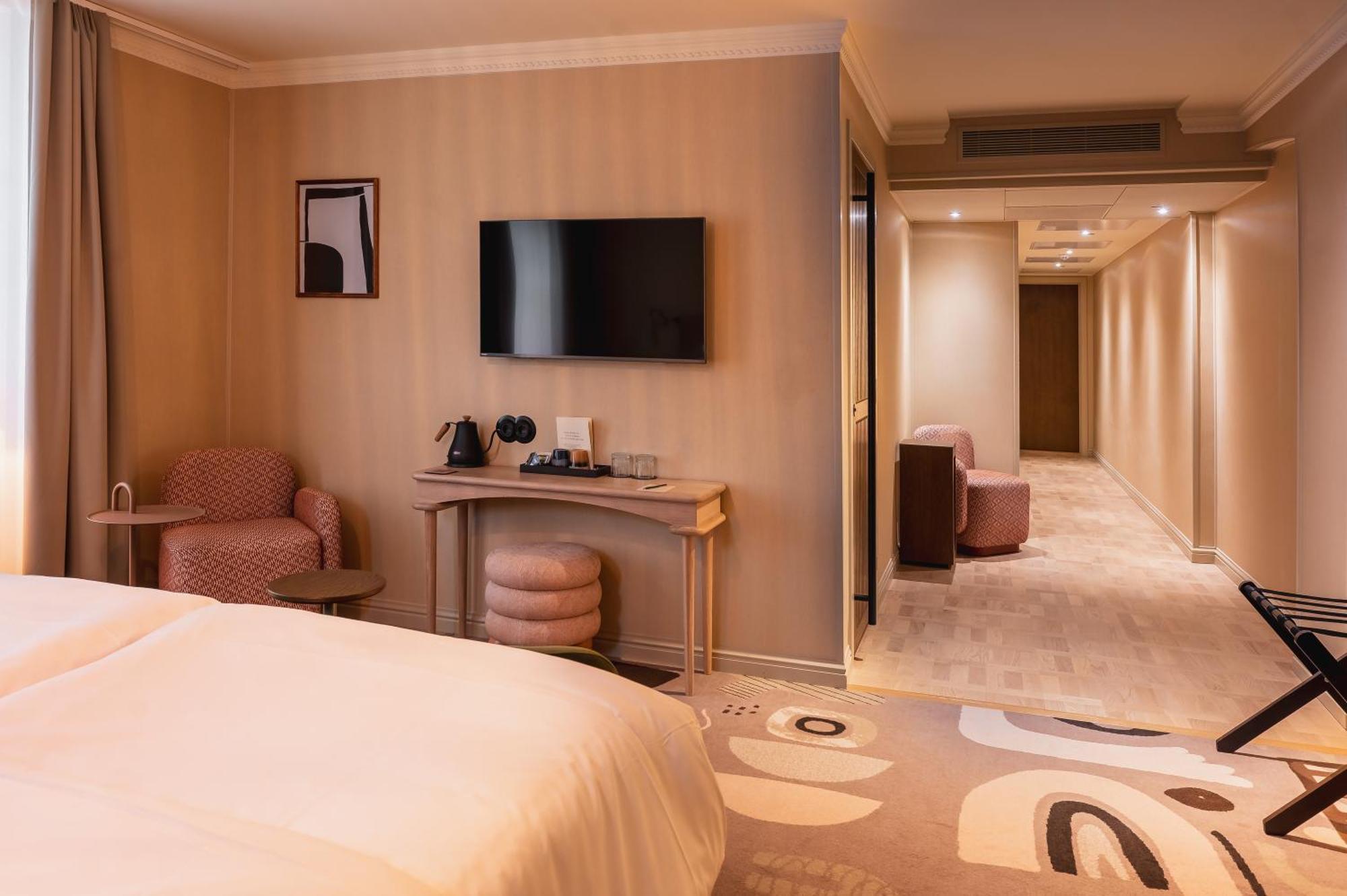 Grand Hotel