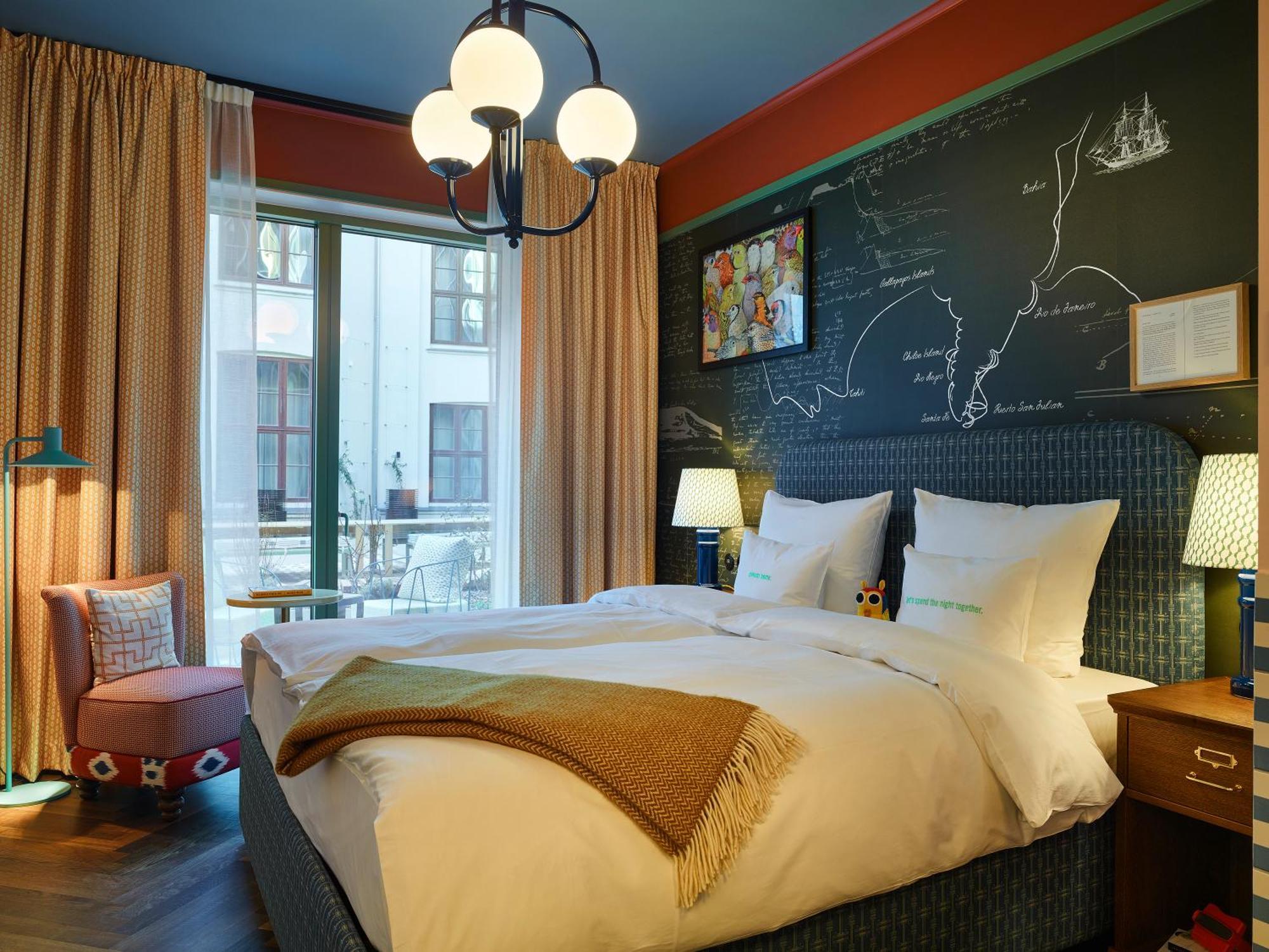 Hotelli 25hours Indre By 4*