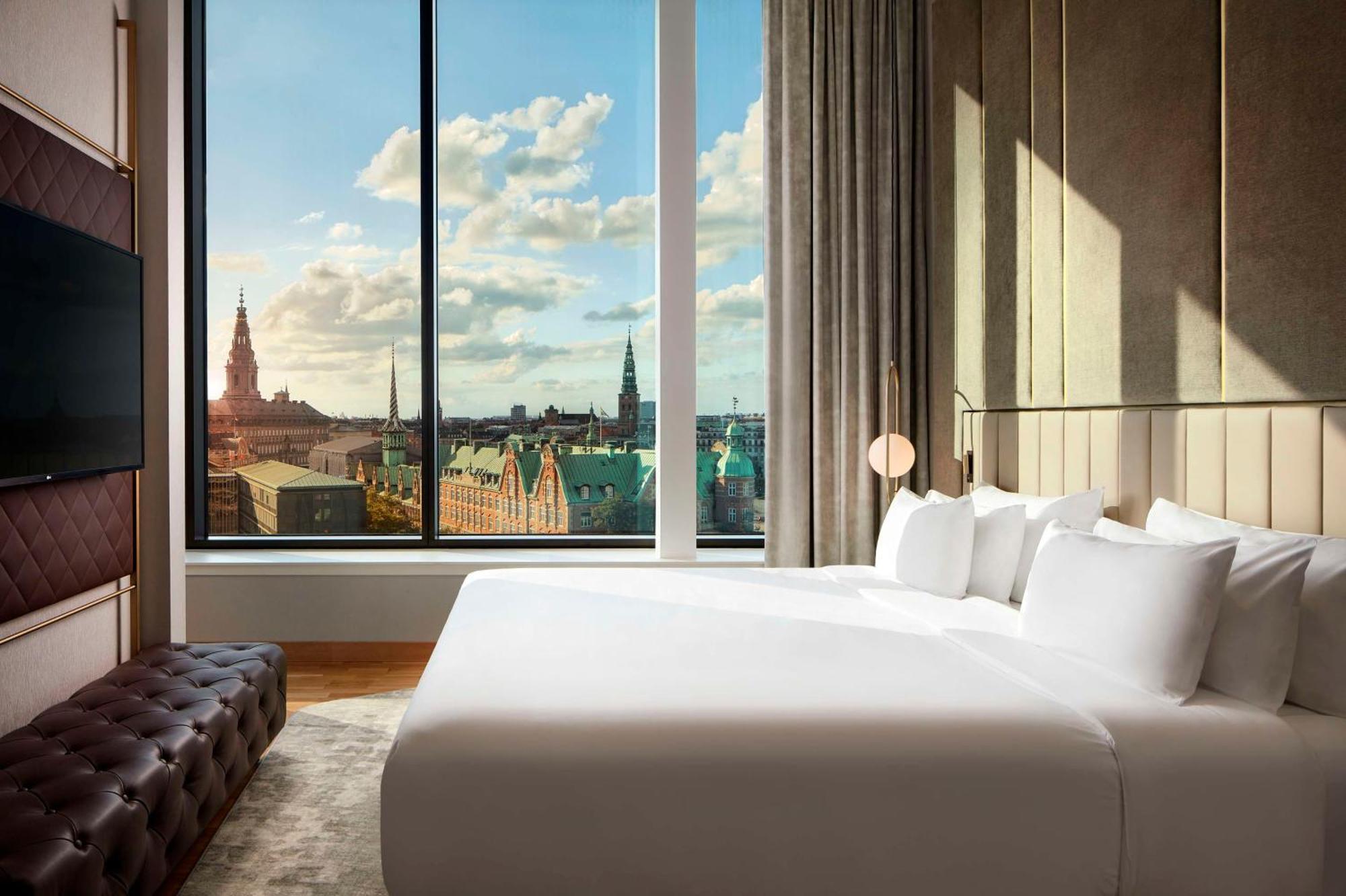 Nh Collection Hotel 5*