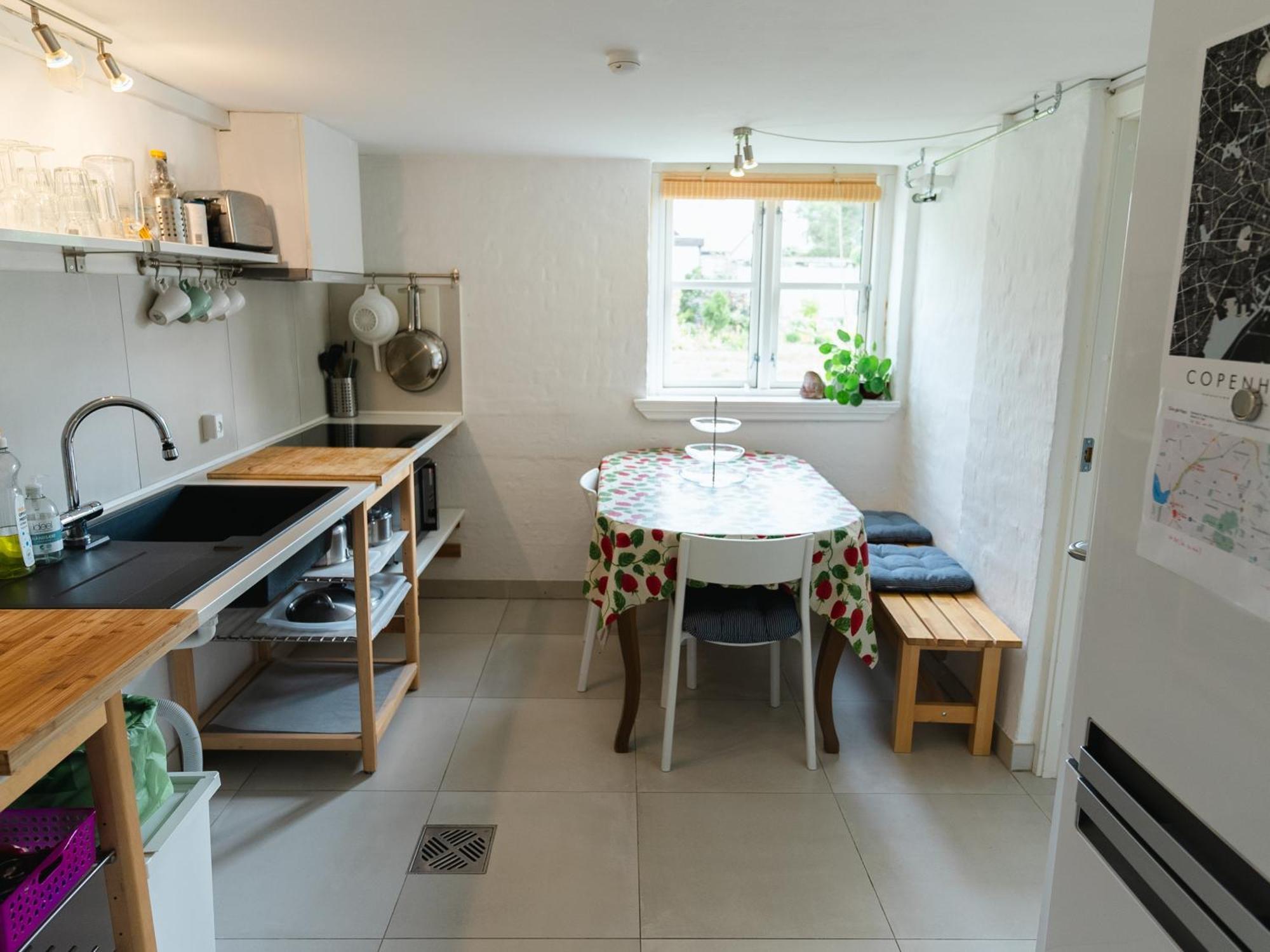 Apartment Two Quiet