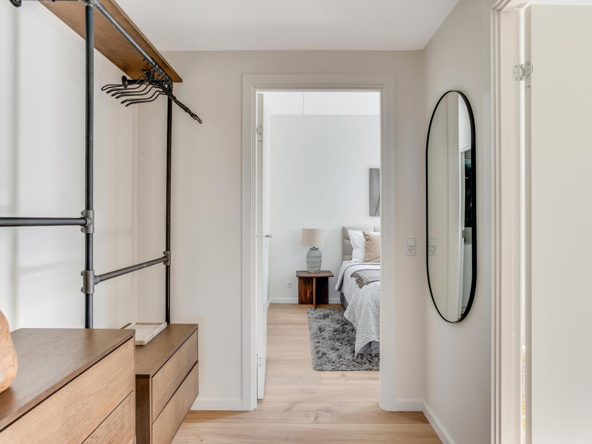 Sanders View - Stunning Two-bedroom With Harbor View Lejlighed
