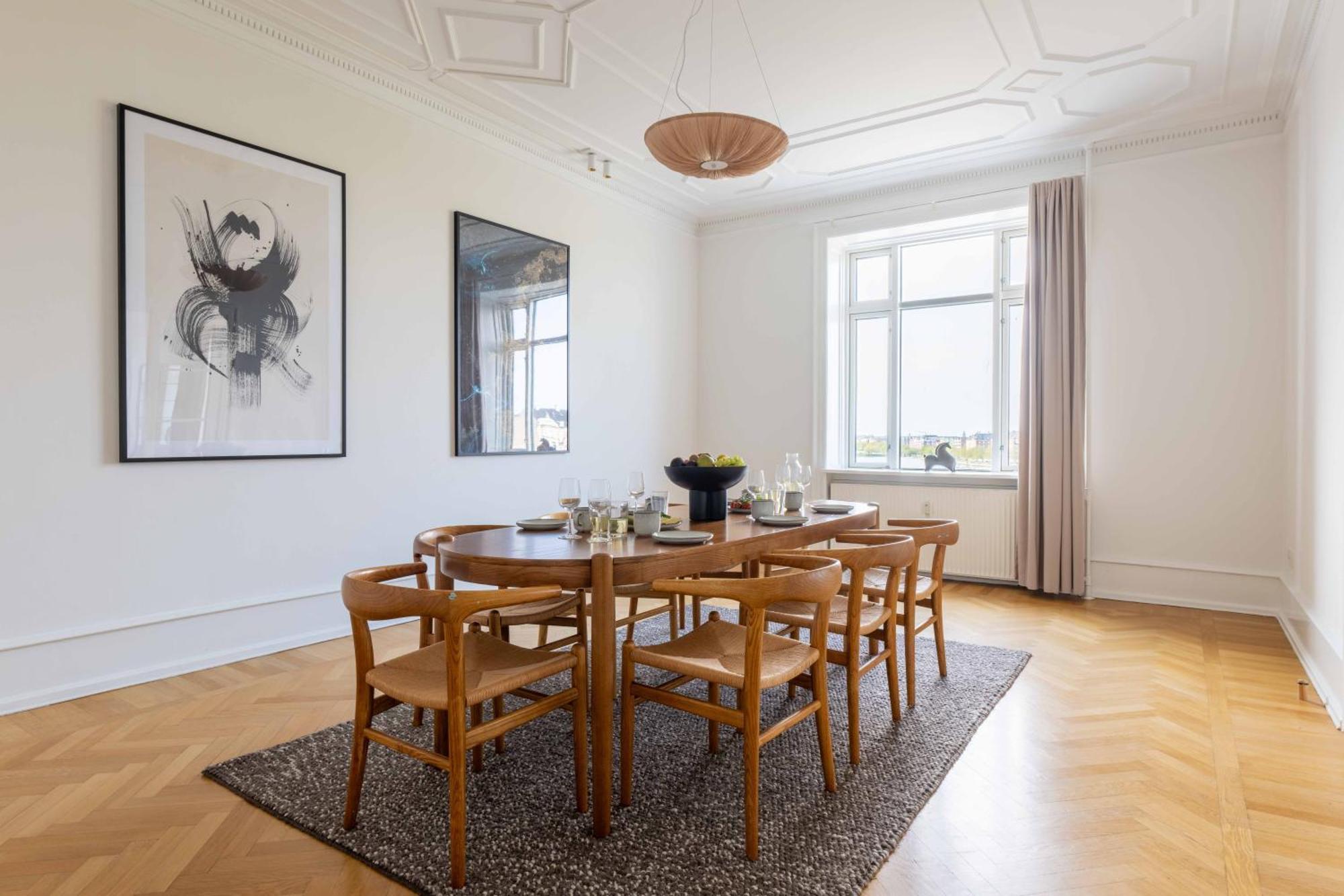 3 Bedroom In Lovely Area *