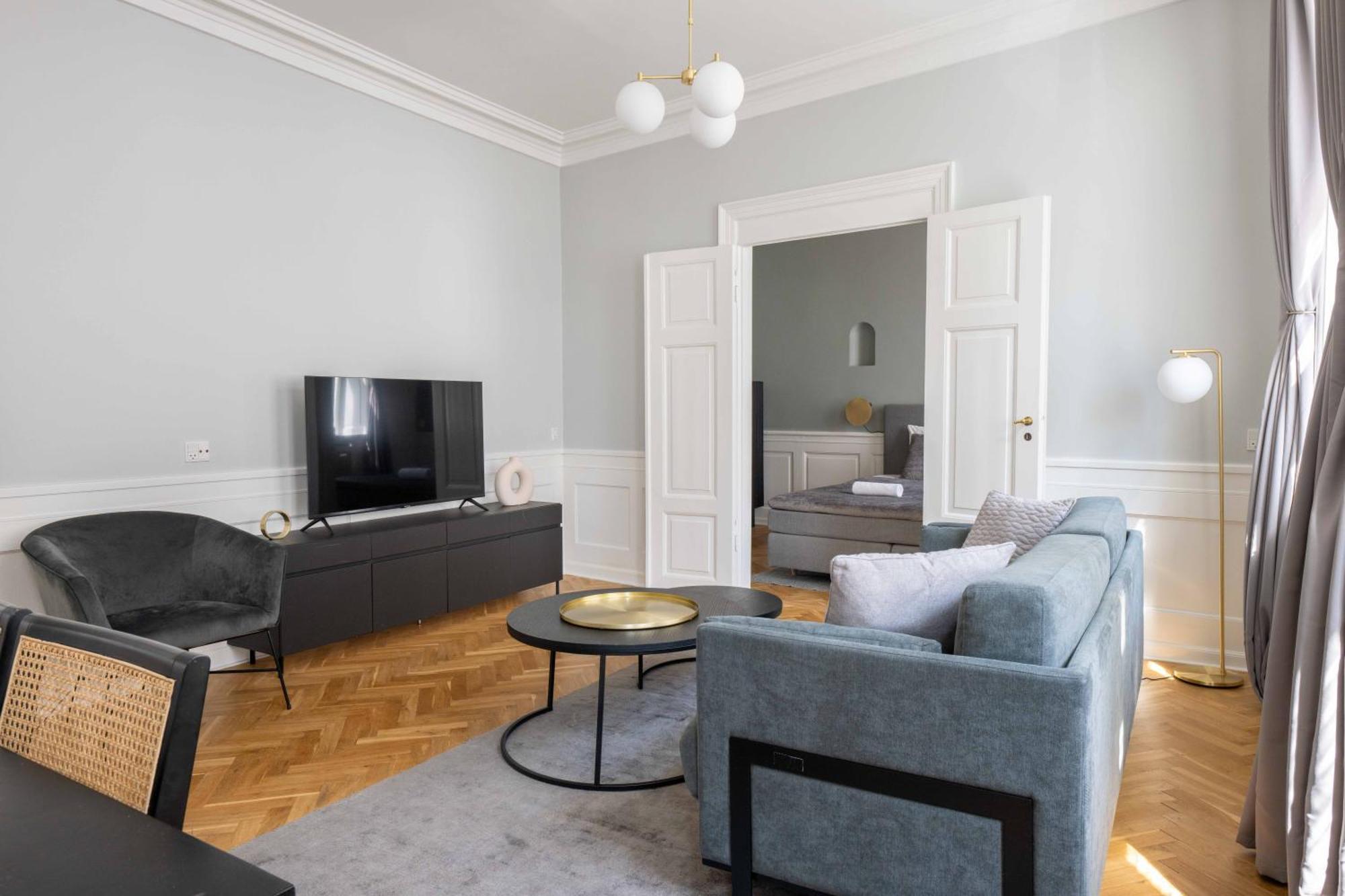 Apartment Lavish 4br Flat In The Heart Of Cph By The Canals Copenhagen
