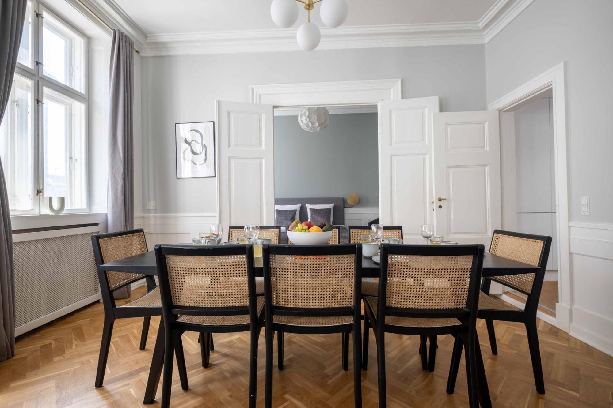 Lavish 4br Flat In The Heart Of Cph By The Canals Copenhagen