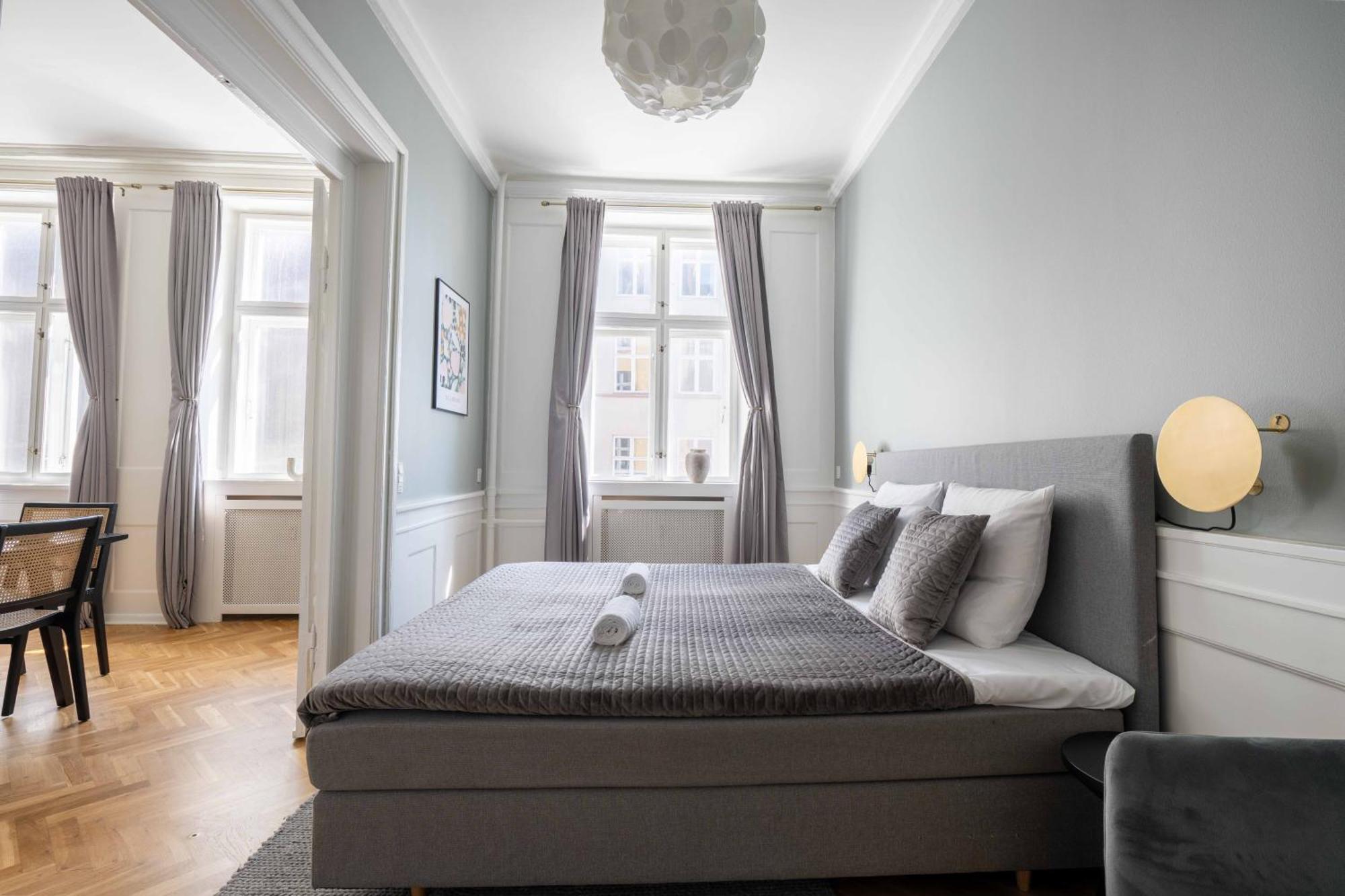 Lavish 4br Flat In The Heart Of Cph By The Canals * Copenhagen
