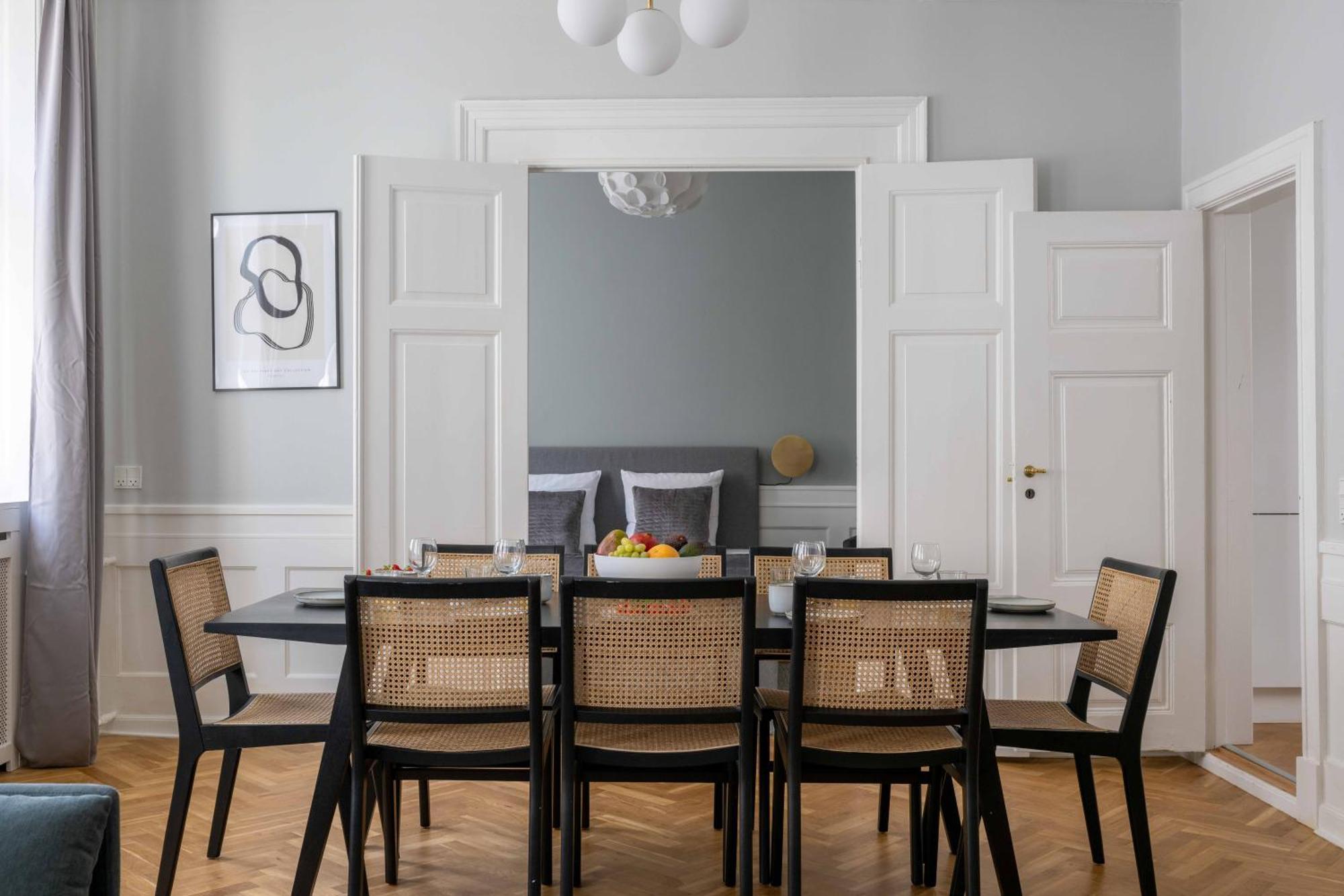 Apartment Lavish 4br Flat In The Heart Of Cph By The Canals Copenhagen