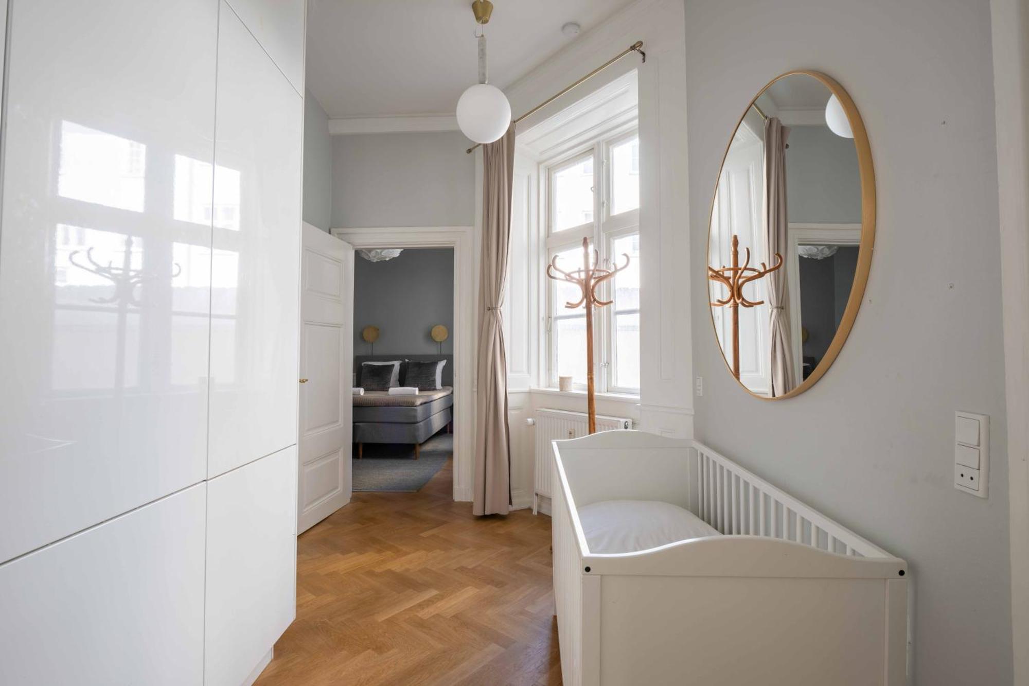 Lavish 4br Flat In The Heart Of Cph By The Canals Apartment Copenhagen