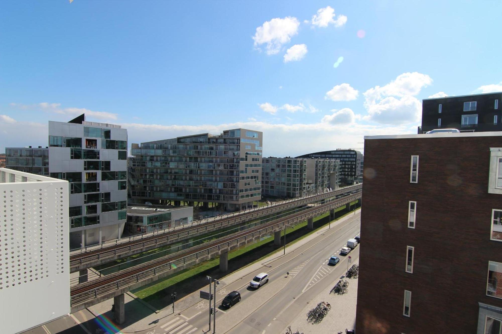 Stunning 2-bed W Balconies And Fantastic Views *