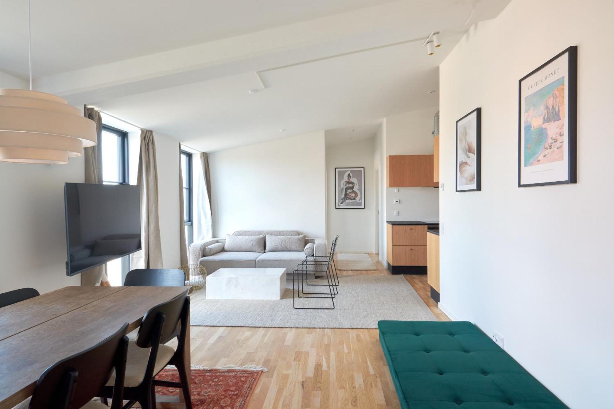Cozy And Bright With Private Car Park *