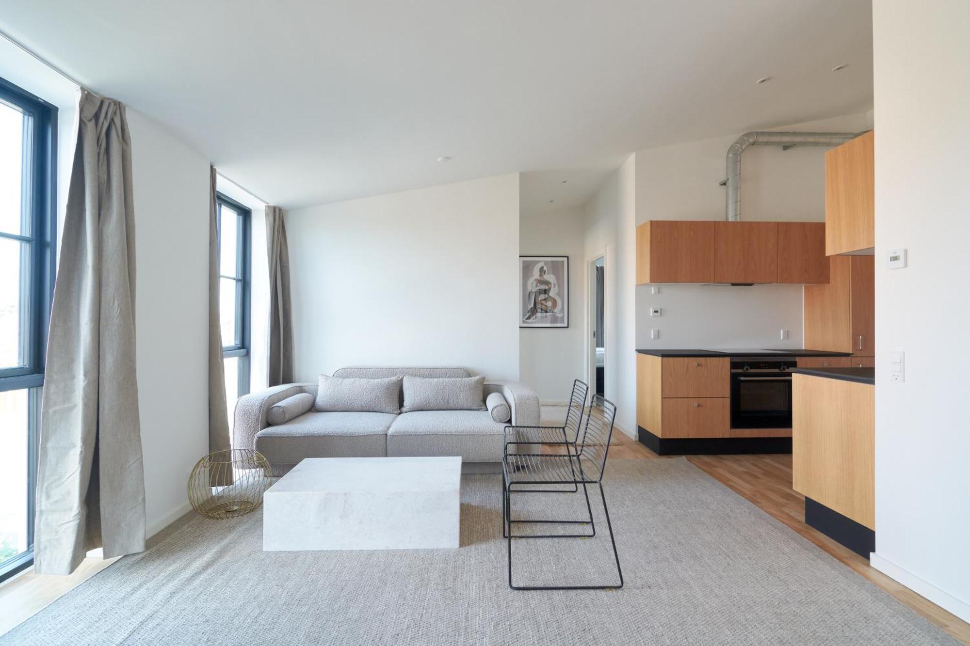 Apartamento Cozy And Bright With Private Car Park