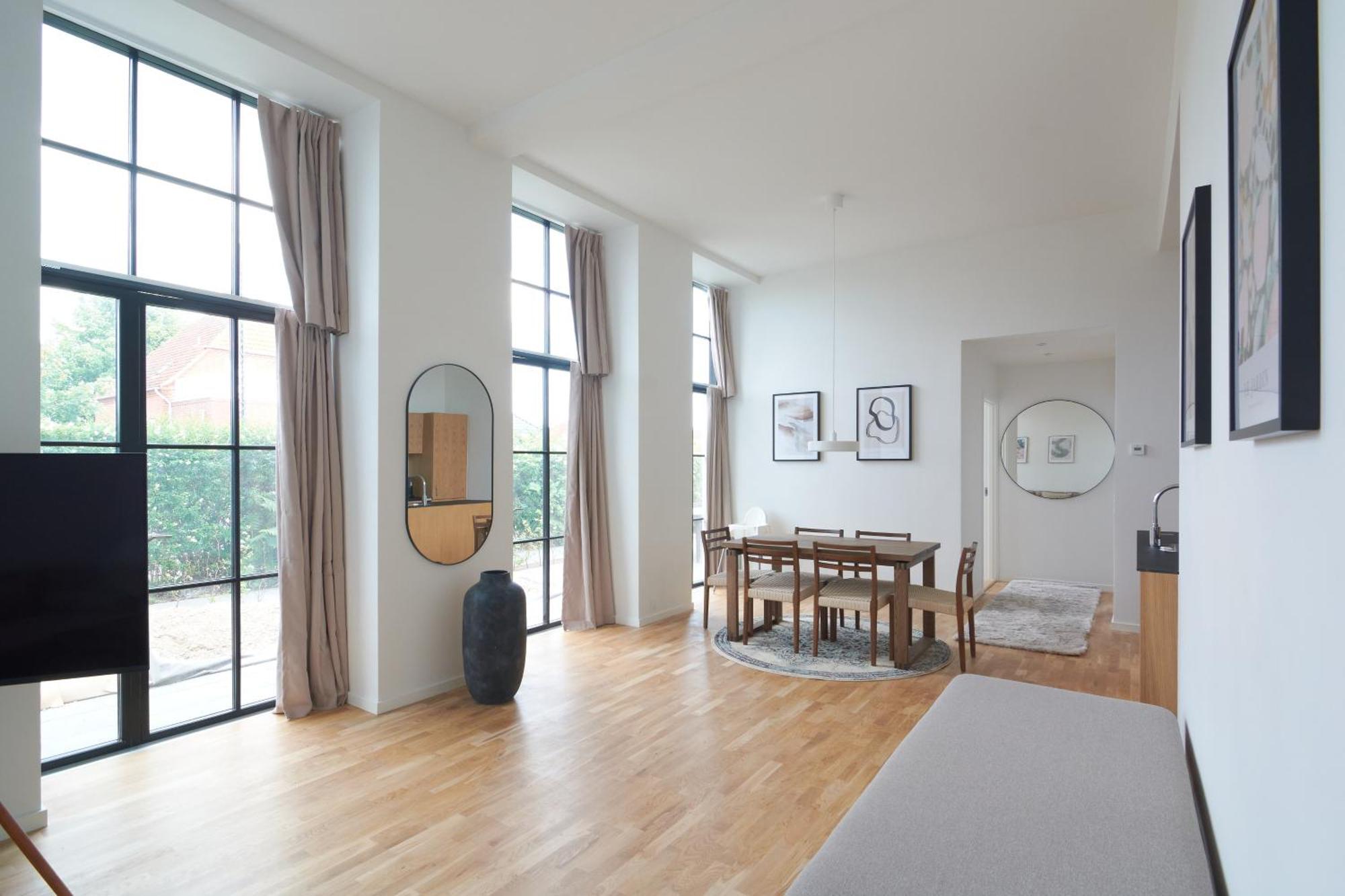Cozy And Bright With Private Car Park Apartamento Copenhaga