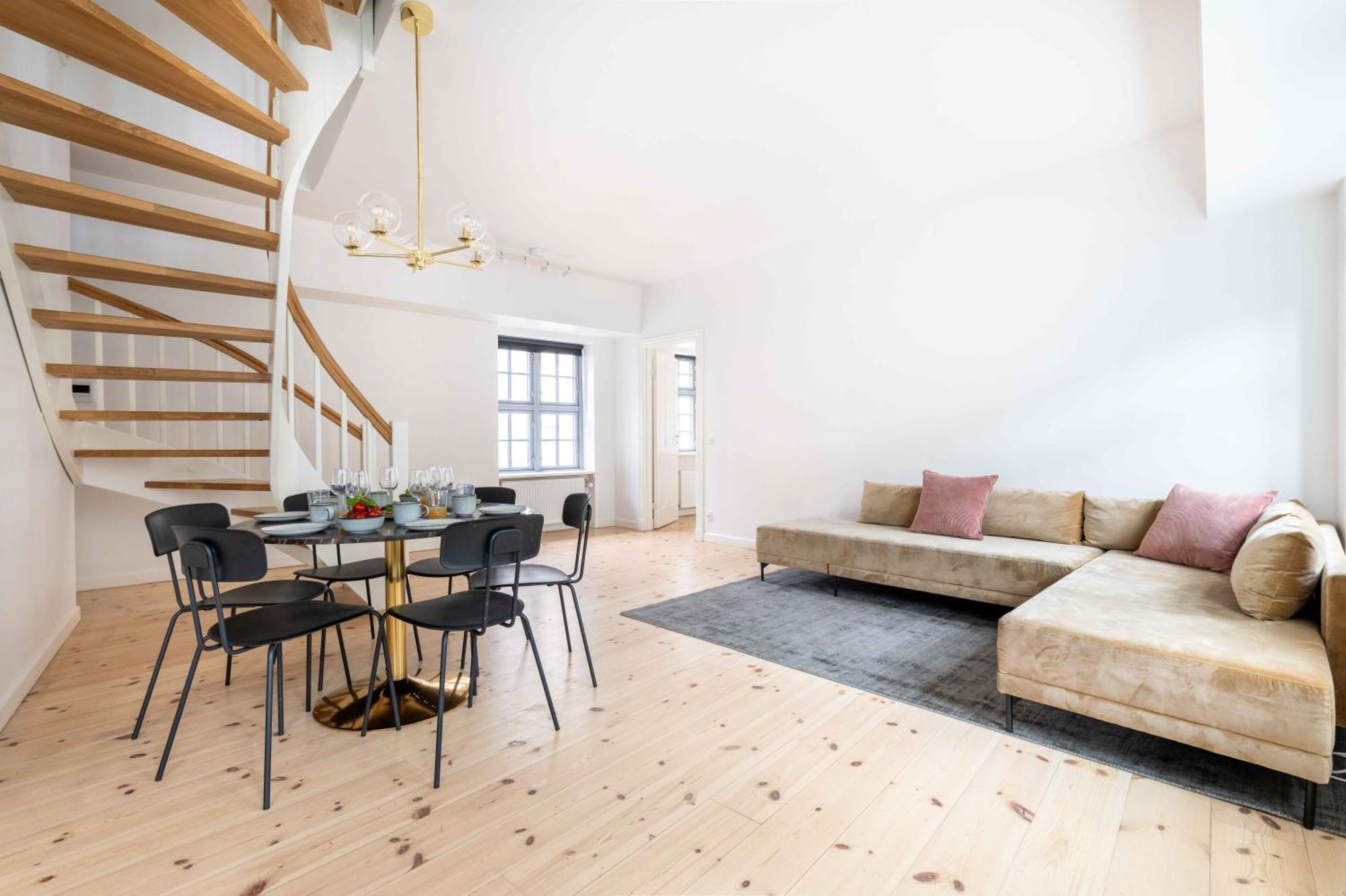 Flats On Location By Round Tower Apartment Copenhagen