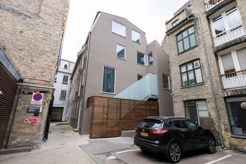 Huoneisto Spacious Double-flat For 10 In Cph Center