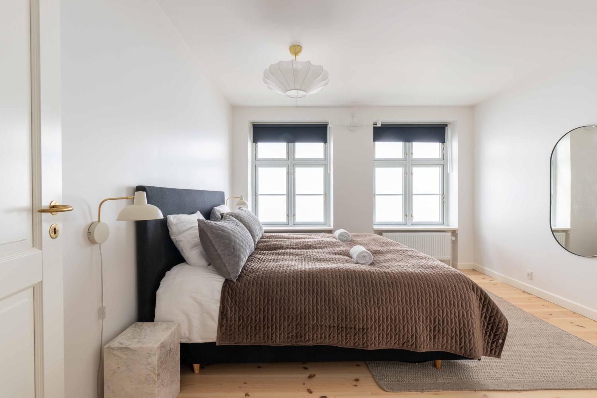 Flats On Location By Round Tower Apartment *