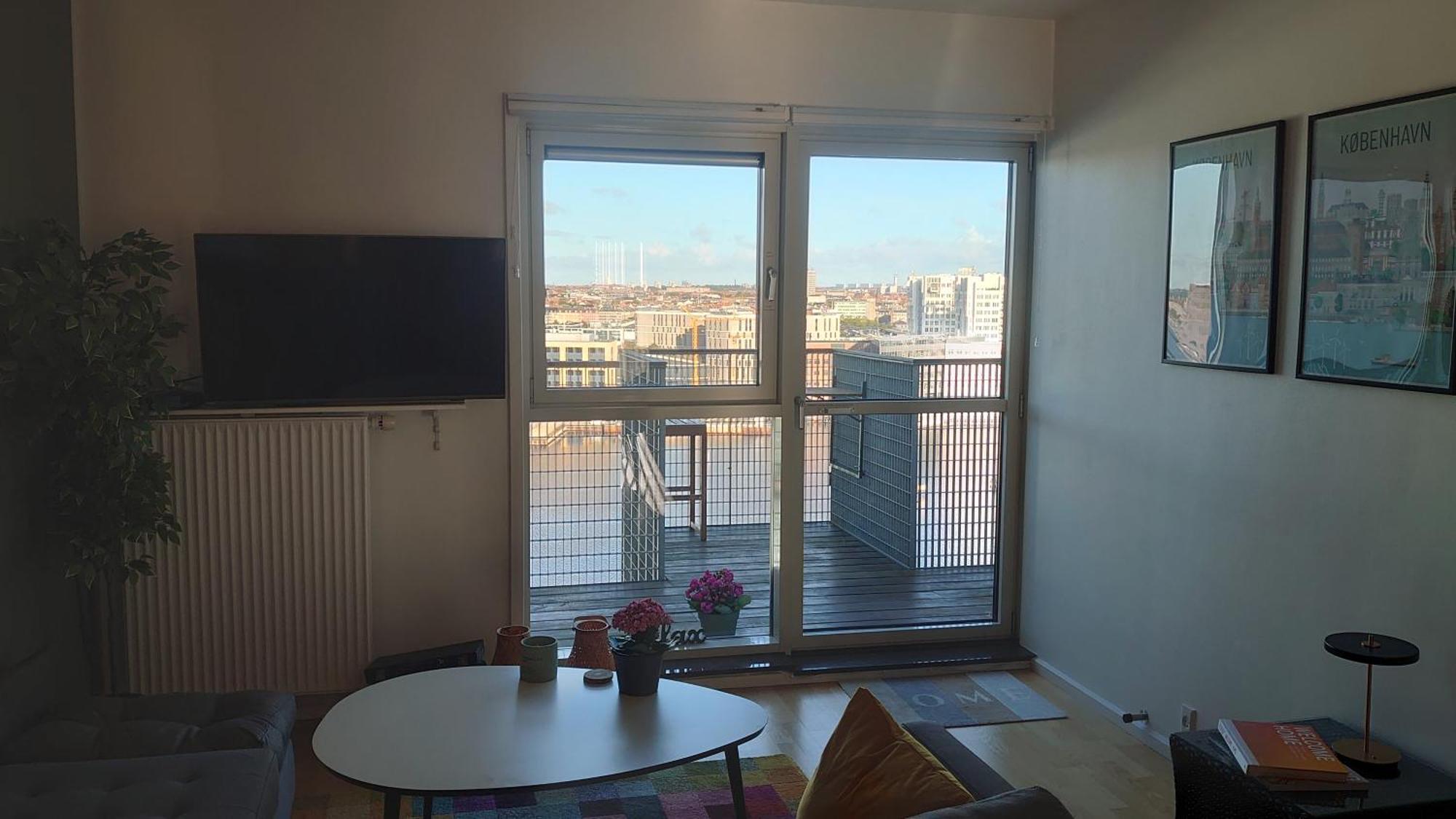 Exclusive Waterfront - 12th Floor Apartment