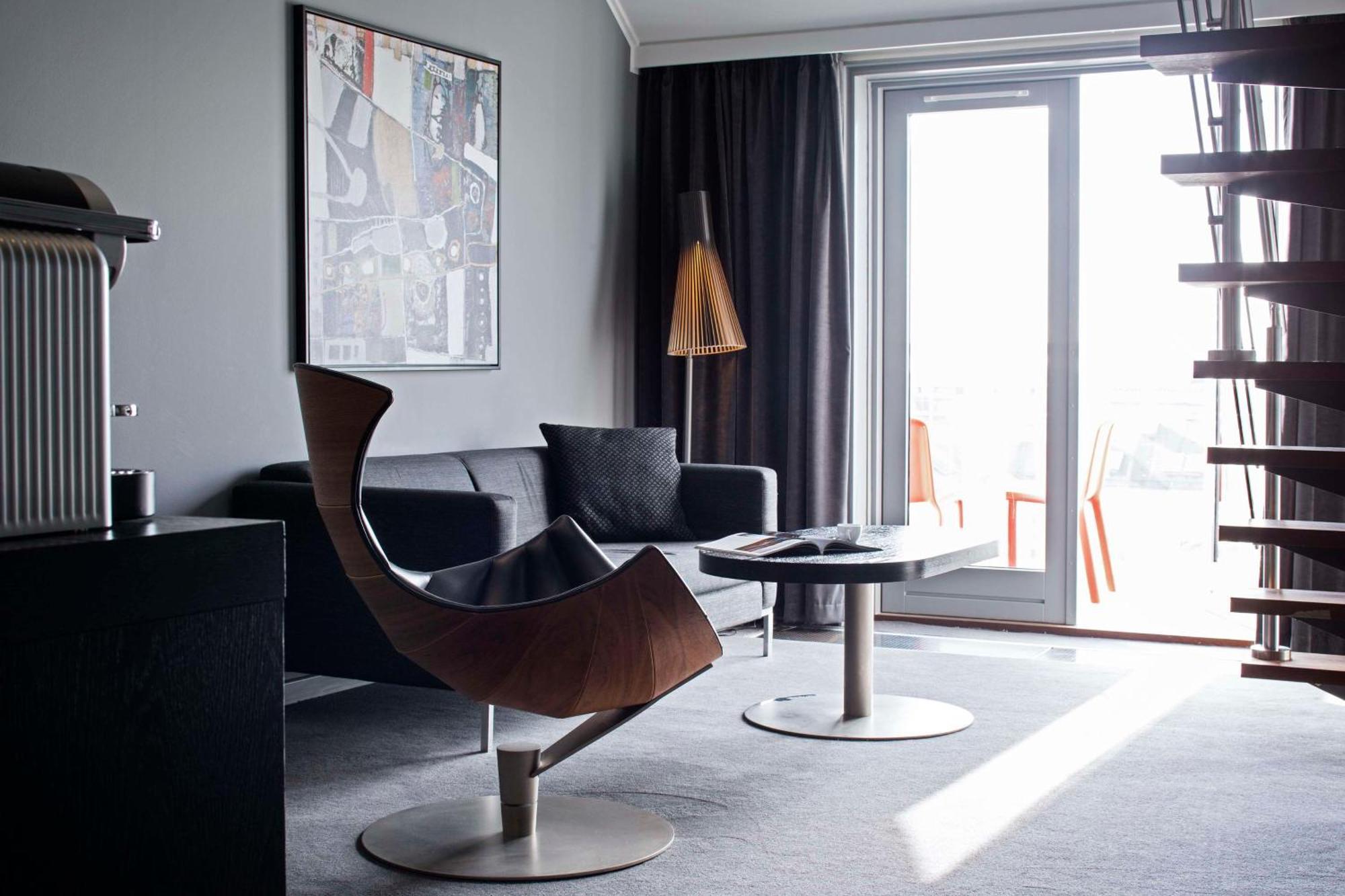 Scandic Front