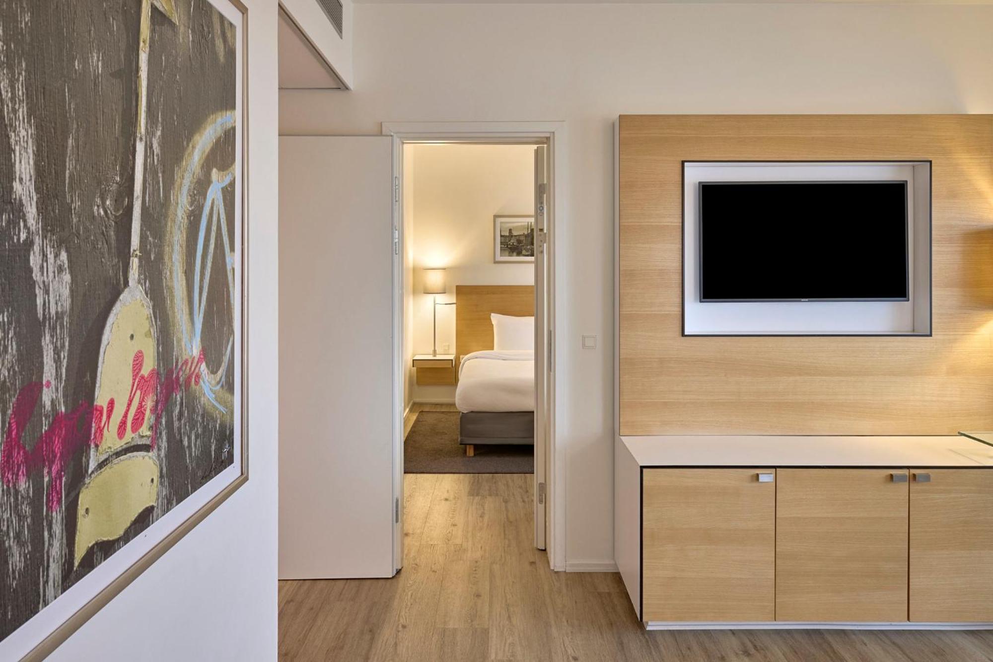 Crowne Plaza Towers By Ihg