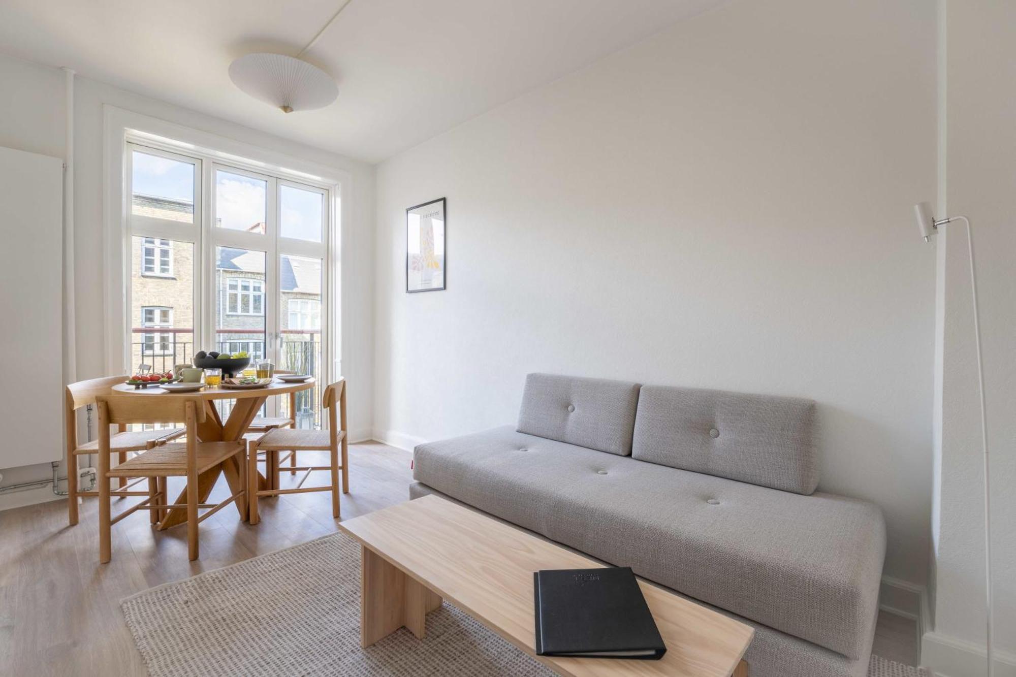Cozy & Bright In Peaceful Area Copenhague