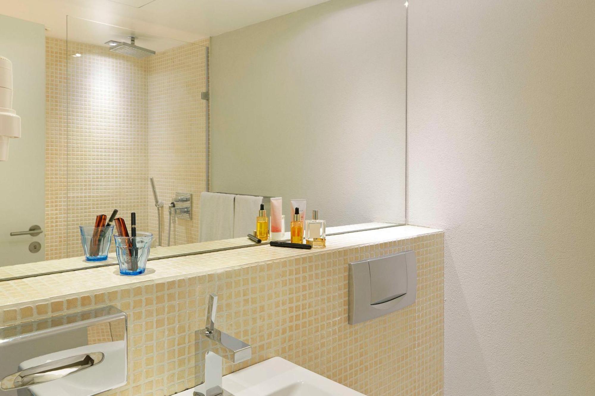 Scandic Front Hotel 4*