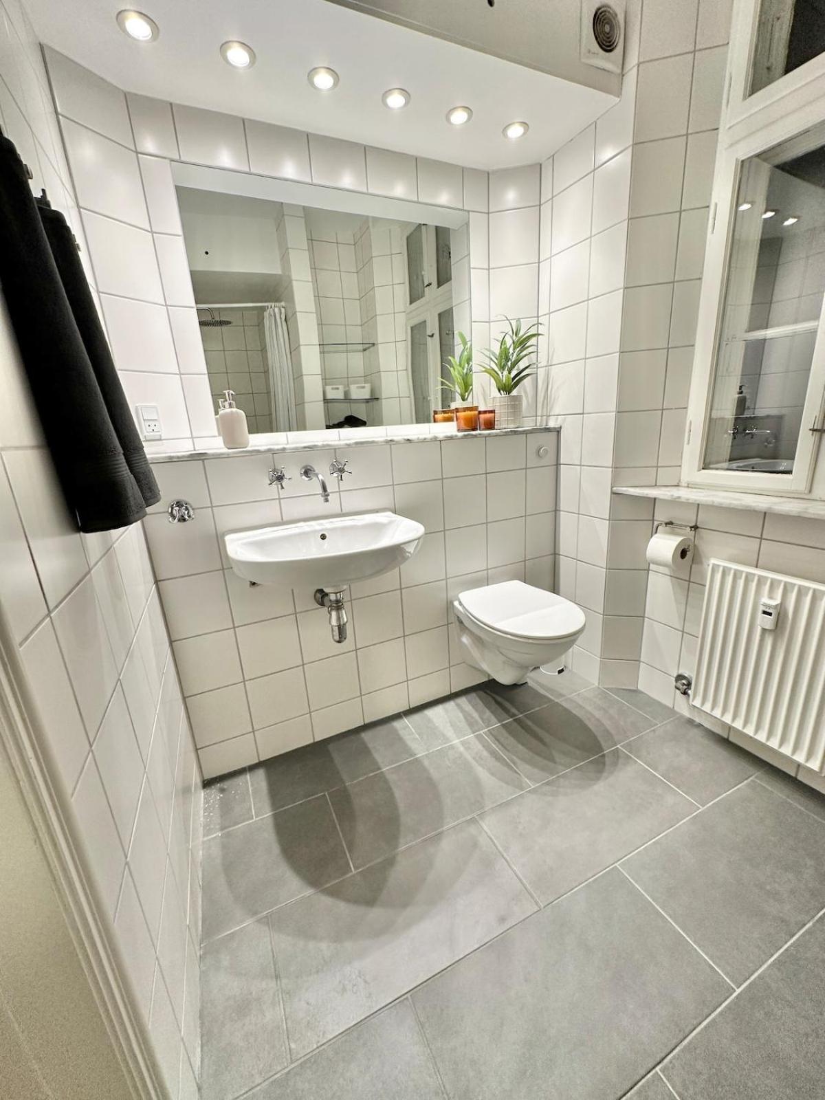 Deluxe 4 Bedrooms 180 M2 Canal View Prime Location Apartamento