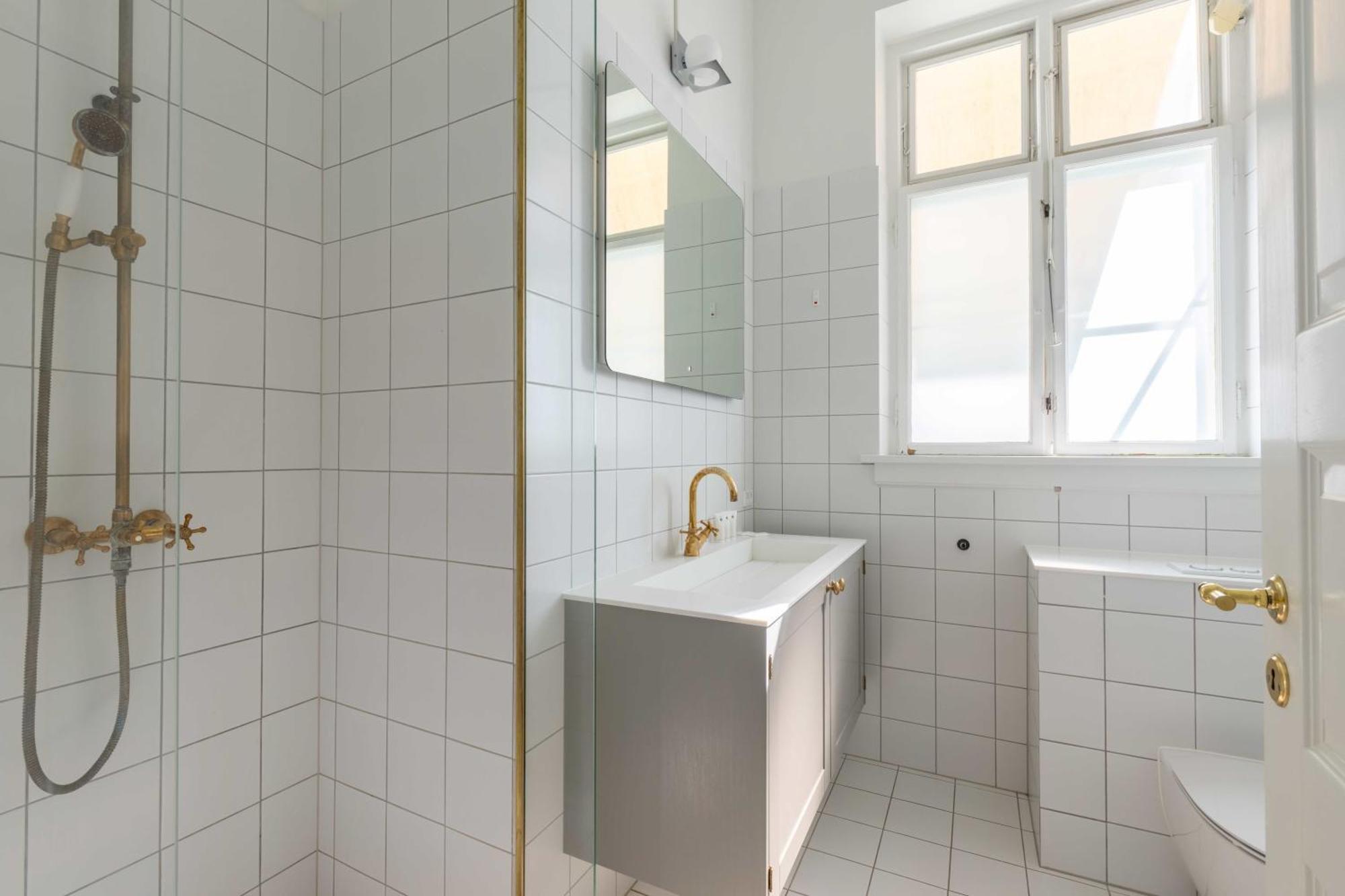 Apartamento Centrally Located 3 Bedroom *