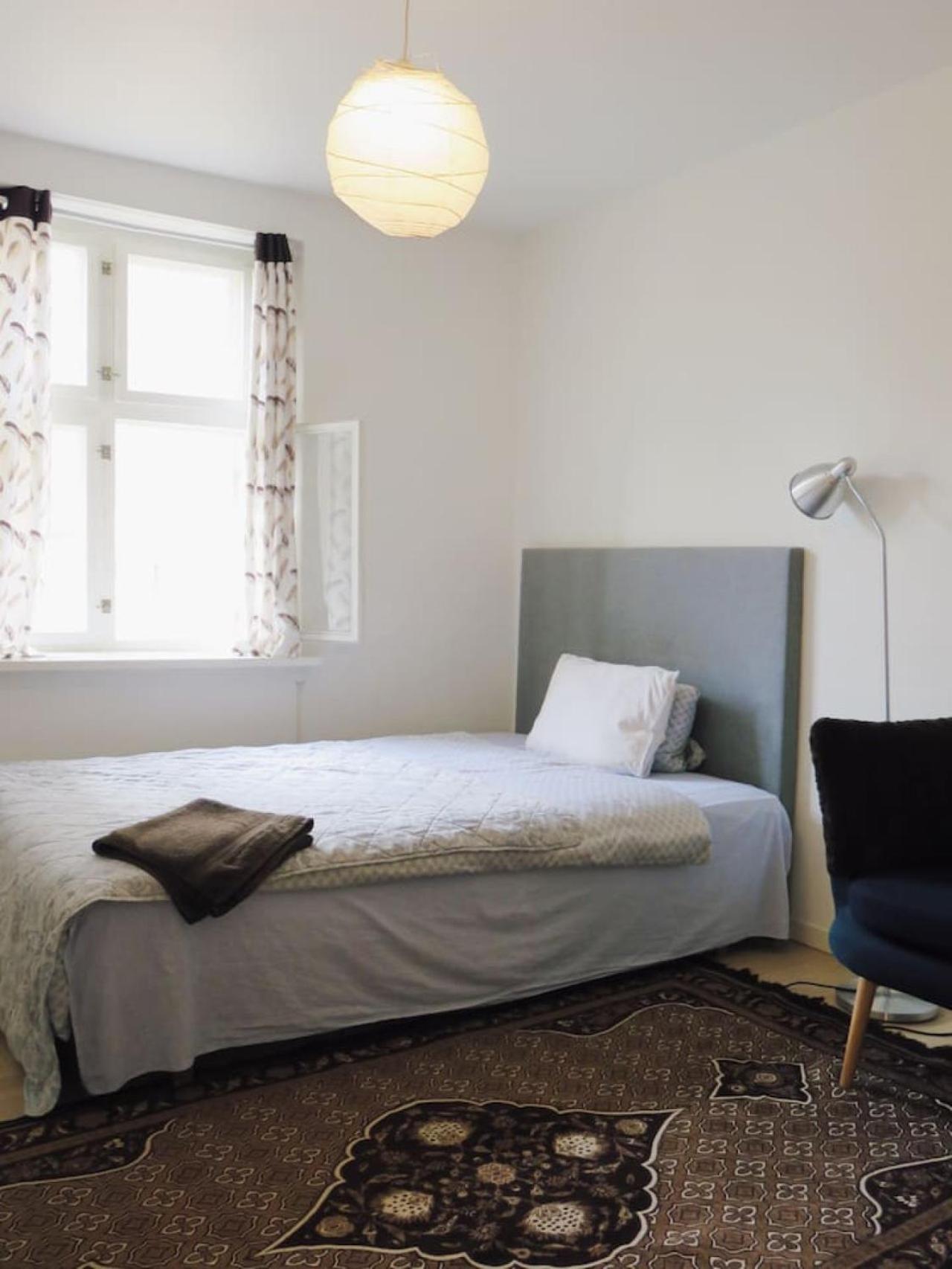 Apartment Lovely 1 Bed Private Close To Norreport *