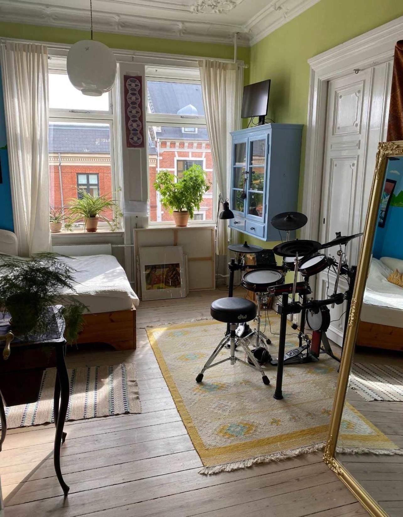 Apartment Lovely